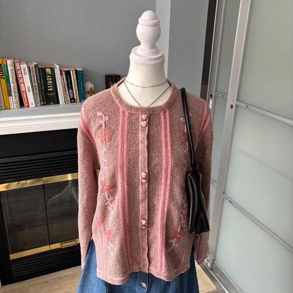 Style de Paris Sweaters - Vintage Pink Embroidered Knit Sweater Size L Floral Cottagecore grandmacore